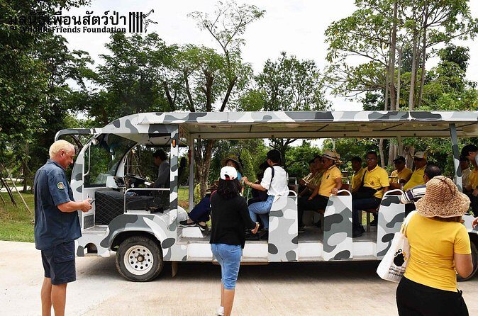 Hua Hin : Wildlife Friend Foundation Day Trip - Meet and Feed an Elephant: Refuge Routine Without Tricks