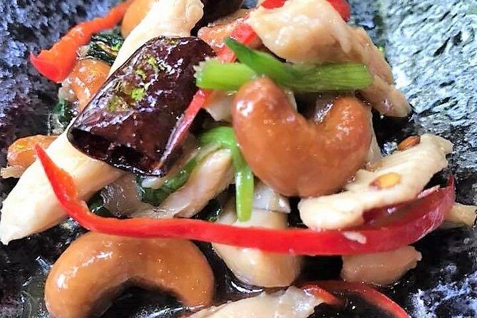 Introduction Thai Kitchen - Menu Set 2 - The cooking lesson: four Thai dishes with pro-style guidance