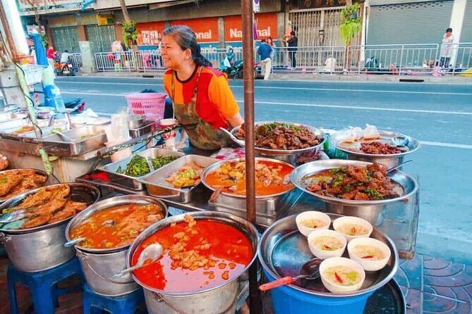 Laem Chabang Port Shop, Massage & Taste Food in Bangkok Excursion - Pak Khlong Flower Talat: the 24-hour flower frenzy