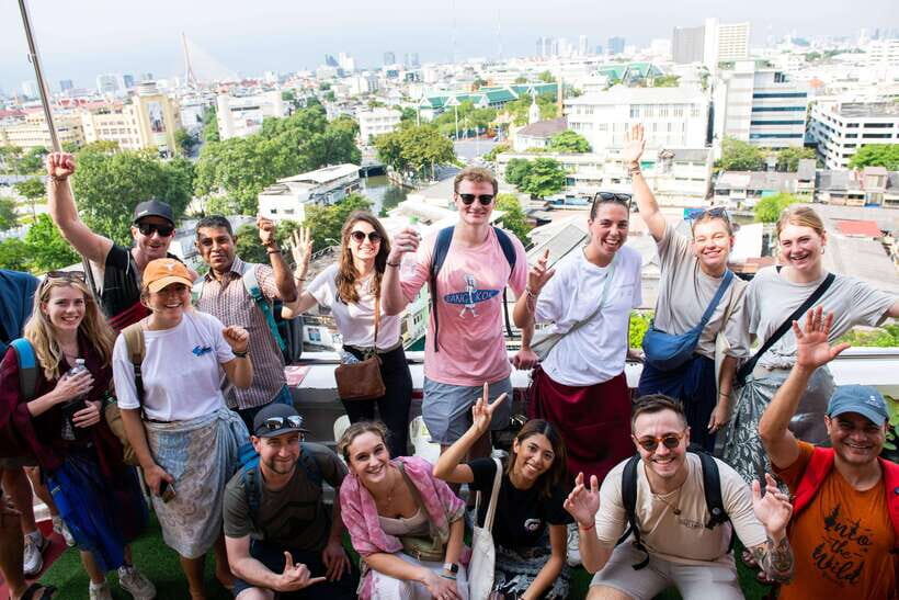 Mad Monkey Bangkok City Session - Walking Tour - Wat Bowonniwet Vihara: Temple Visit With Clear Dress Rules