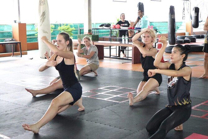 Muay Thai Boxing Class - What happens during the 2-hour Muay Thai session
