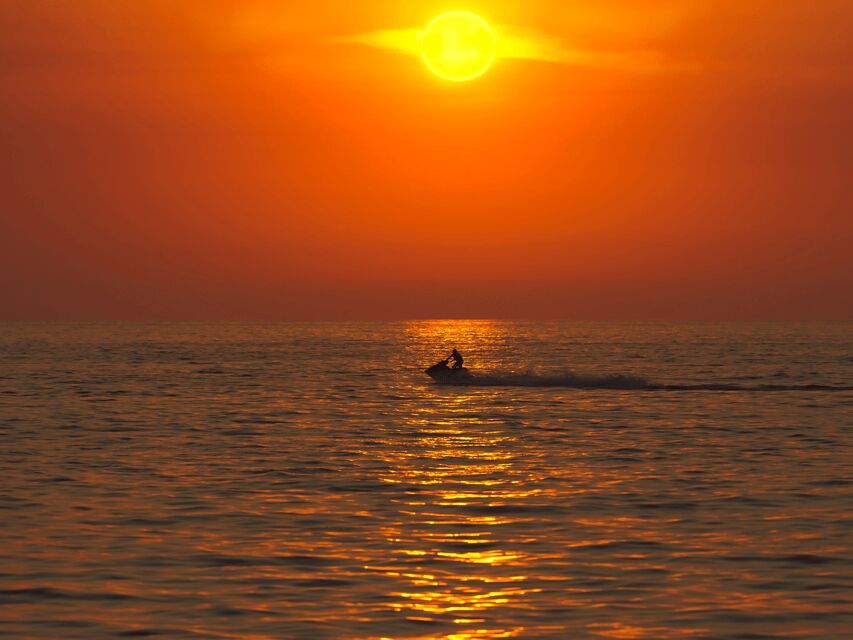 Pattaya Beach: Jet Ski Adventure - On-water cruising: waves, turns, and your own pace