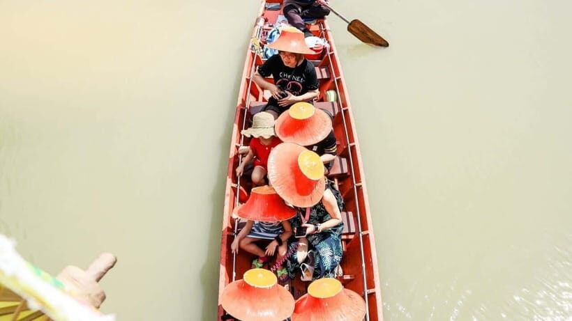 Pattaya: Buddha, Floating Market, Gems Museum Tour & Lunch - Getting picked up in Pattaya City: the part you should plan for