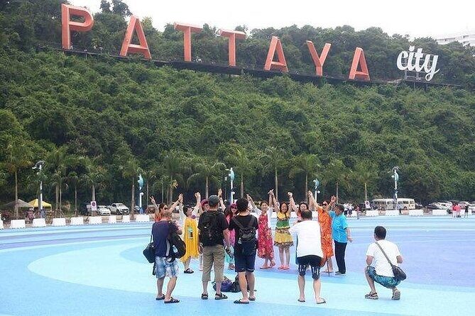Pattaya City Tour: Big Buddha, Viewpoint and Gems Gallery - What this tour is really good at: fast orientation, real landmarks