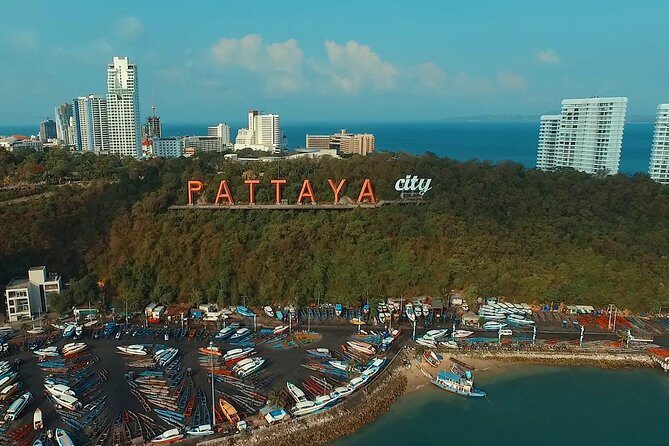 Pattaya City Tour : Big Buddha, Viewpoint & Gems Gallery - Stop 5: Gems Gallery Pattaya Toy-Train Show and Pearl Section