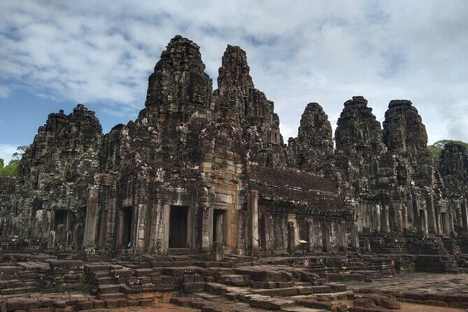 Pattaya to Angkor Wat 2 days 1 night Private tour - Day 2: Angkor Wat, then the big trio of Angkor Thom