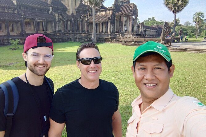 Pattaya to Angkor Wat 2 days 1 night Private tour - Bayon Temple: over 200 smiling Buddha faces