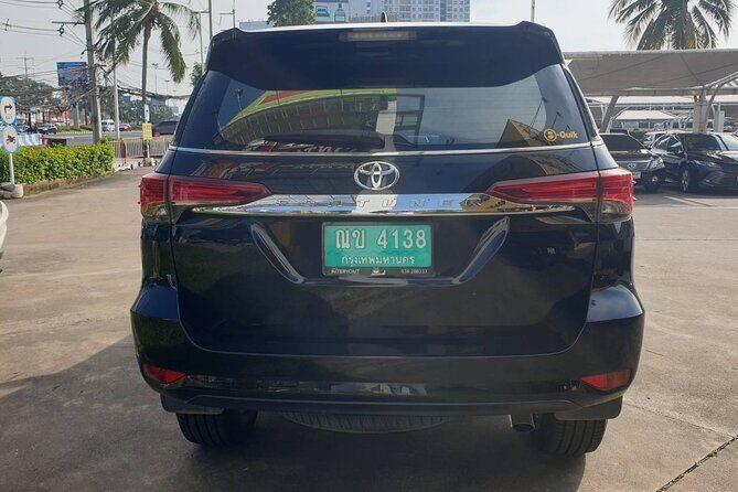 Pattaya to Suvarnabhumi 24 hour Private Airport Transfer Service - What you’ll likely notice once the driver arrives
