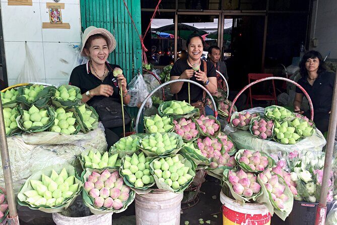 Private 3 Days Tour in Bangkok, Ayutthaya and Floating market - Day 3: Maeklong Railway Market to Damnoen Saduak by Long-Tail Boat