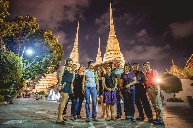 Private Bangkok Night City Tour by Tuk-Tuk with Thai Food - A street food market stop in Wongwian Yai