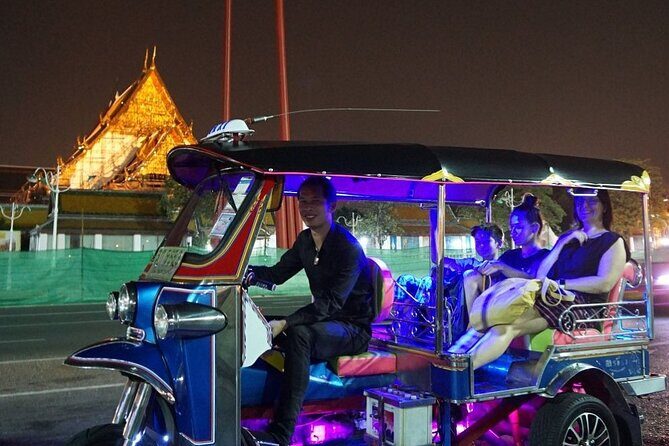 Private Bangkok Night City Tour by Tuk-Tuk with Thai Food - Grand Palace photo pass: closed in the evening, still worth seeing
