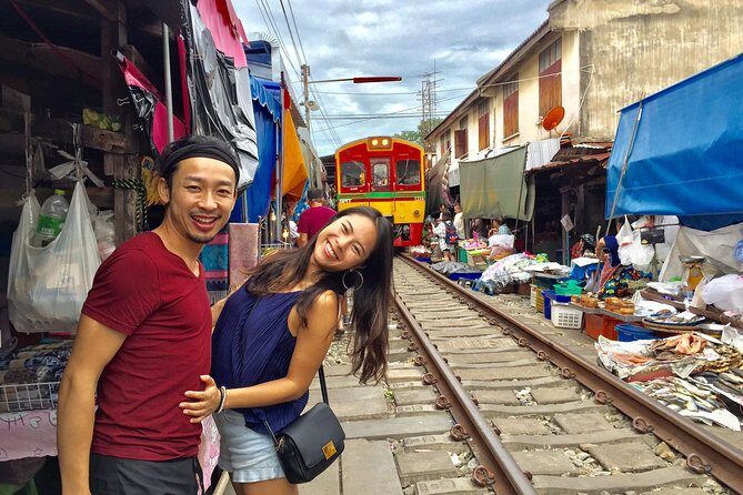 Private Excursion to Maeklong Railway and Floating Markets - Damnoen Saduak walking time, plus desserts and shopping room