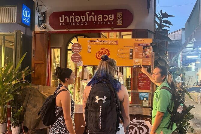 Private Floating Market & Maeklong Railway Tour from Bangkok - Thai lunch: fuel for the second half of the day