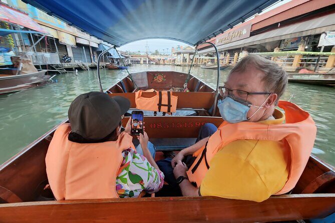 Private Maeklong Railway Market and Amphawa Day Tour from Bangkok - Transport and guide support: why the private format matters