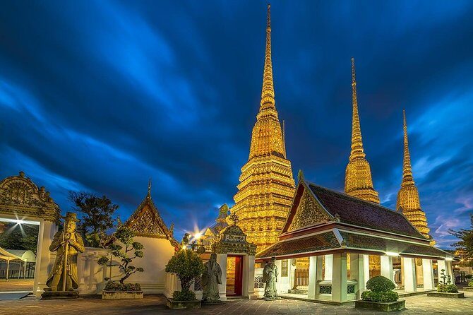 Private Tour : Bangkok Night Tour and Street food By Tuk Tuk and Boat - Khao San Road After Dark: 45 Minutes to Get Your Bearings