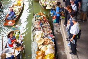 Private Tour: Floating Markets of Damnoen Saduak Cruise Day Trip from Bangkok - Bangkok to the backwaters: long drive, but it’s part of the package