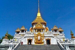 Private Tour: Temples Tour of Bangkok - Stop 1: Wat Traimit and the 5.5-ton Golden Buddha