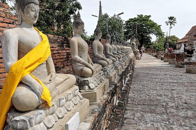 Private tour to Ayutthaya and Lopburi Monkey Temple (from Bangkok) - The Ayutthaya-to-Lopburi Transfer and Lunch Break