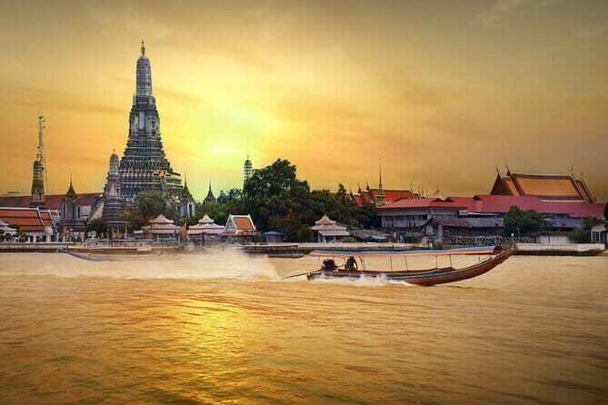 Private Tour to Maeklong Train Market and Floating Market - Damnoen Saduak: how the floating market actually works
