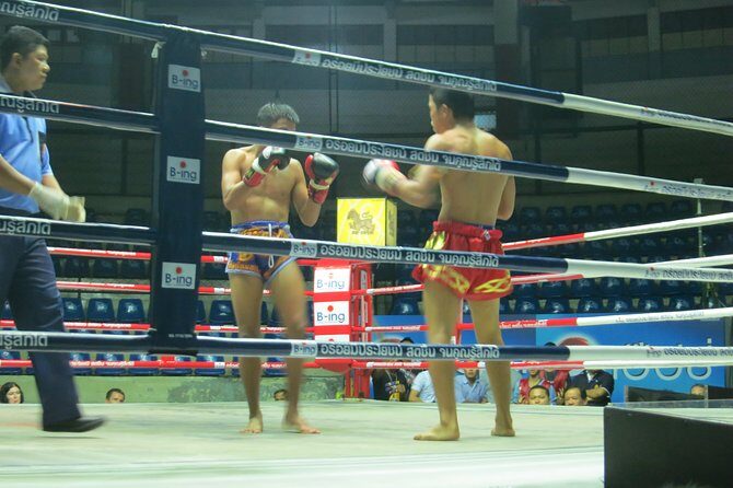 Rajadamnern Stadium: The Real Muay Thai Boxing Experience - Ringside seating: what close-up really means at Muay Thai