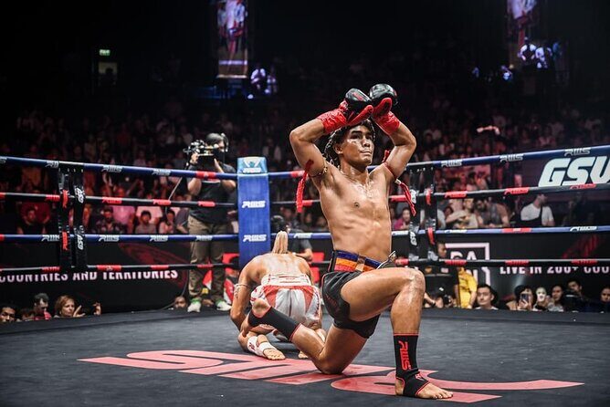 Rajadamnern Thai Boxing Stadium Bangkok Pass - Ringside vs Local Fans: Choosing the Right Seat for Your Style