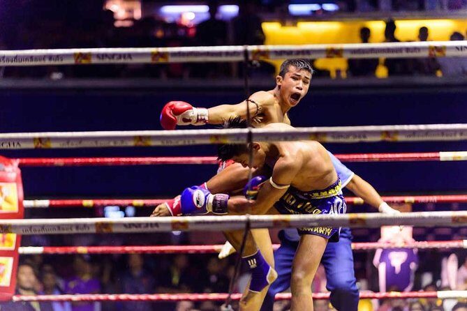 Real Muay Thai boxing at Rajadamnern Stadium - Pickup, timing, and the pre-doors wait (don’t let it surprise you)