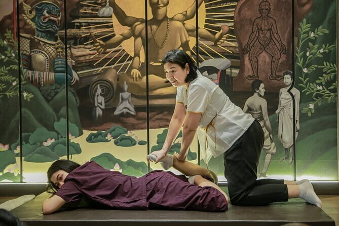 Rest And Relax Massage - Foot Massage in Sukhumvit, Bangkok - The value math: what $11.39 buys you in Bangkok terms