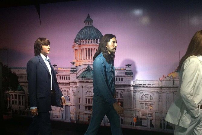 SEA LIFE & Madame Tussauds: Ultimate Bangkok Combo Ticket - Madame Tussauds Bangkok: Close-Up Celebrity Fun You Can Actually Interact With