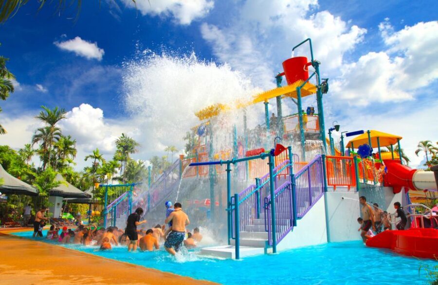 Siam Amazing Park: Water Park Ticket and Buffet Lunch - The Guinness wave pool: what the hype means on the ground
