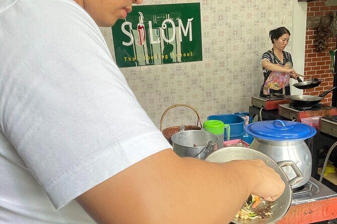 Silom Thai Cooking Experience with Market Visit - Meals Included: What Breakfast, Lunch, and Dinner Means Here