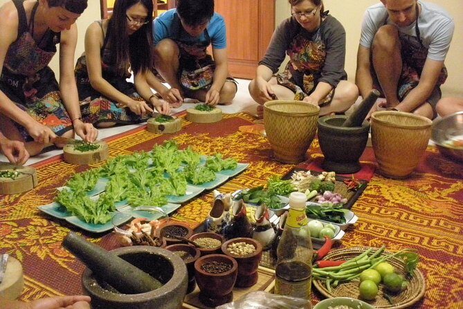 Silom Thai Cooking School with Fresh Market Tour - Market walk: what you learn when ingredients are the lesson