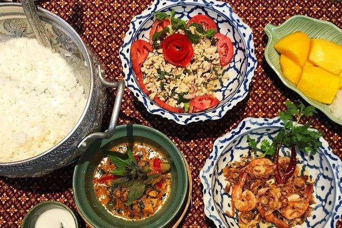 Sompong Thai Cooking School: Hands-On Culinary Experience - Vegetarian options: easy to request, don’t wing it