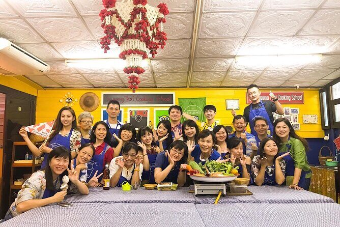 Sompong Thai Cooking School in Bangkok - Morning market tour: fresher ingredients and smarter choices