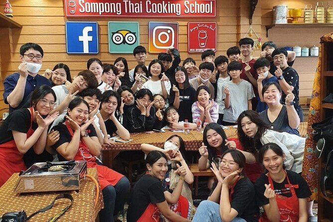 Sompong Thai Cooking School in Bangkok - Back in the kitchen: your 4-dish lineup (including curry paste)