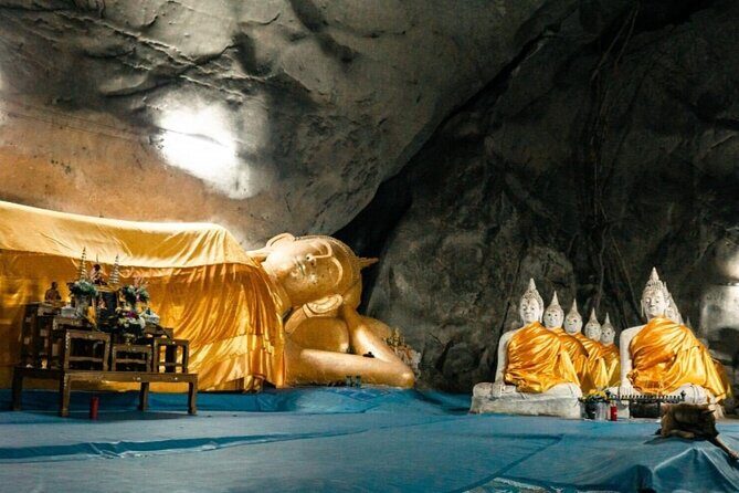 Stunning Ao Manao Bay & Prachuabkirikhan Private Guided Tour of Hua Hin - Why this Hua Hin private tour feels more local