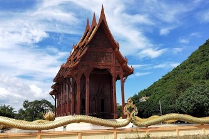 Stunning Ao Manao Bay & Prachuabkirikhan Private Guided Tour of Hua Hin - Who this tour suits best