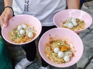 Taste of Bangkok: A 3-Hour Chinatown Food Feast - Meet at Wat Mangkon Kamalawat, Then Get Oriented in Chinatown