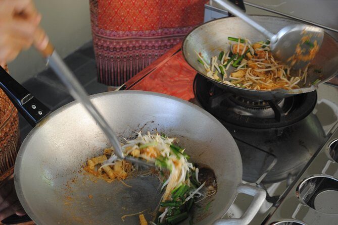 Thai Cooking Class - Stop 1 at Jimmy’s Kitchen: Herb Garden Choosing Makes Everything Easier