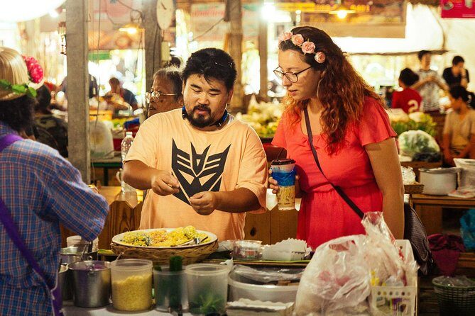 The 10 Tastings of Bangkok: Private Street Food Tour - Bangkok Farmers Market @Gateway Ekkamai: organic-friendly producer shopping