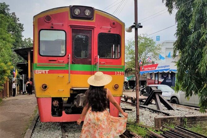 Train & Floating Market Food Adventure + Scenic train ride - Meet-up at Hua Lamphong, then roll out with a plan