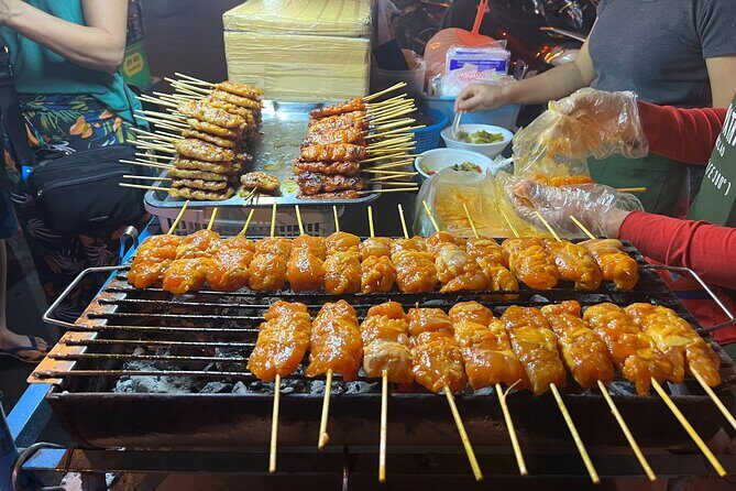 Tuk-tuk Private Tour in Bangkok by Night with Chinatown meal - Wat Pho, Pak Khlong Talat, and Sao Chingcha: Bangkok’s daytime ideas, turned nocturnal