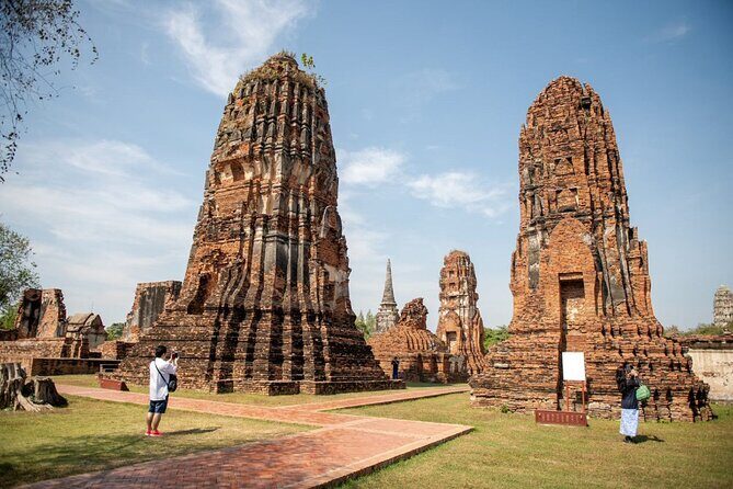 UNESCO's Ayutthaya Historical Park: Full-Day Tour from Bangkok - Bang Pa-In Palace: a royal warm-up before the temple circuit