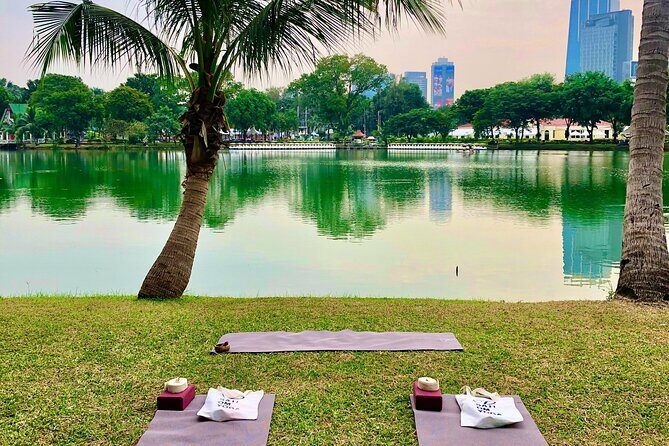 Yoga in the Park Thailand - Lumphini Park yoga: the setting that makes it feel like a reset